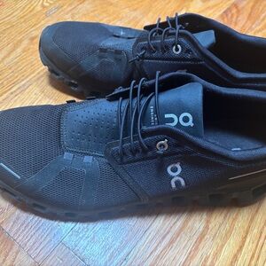 On Running Men's Black Athletic Shoes